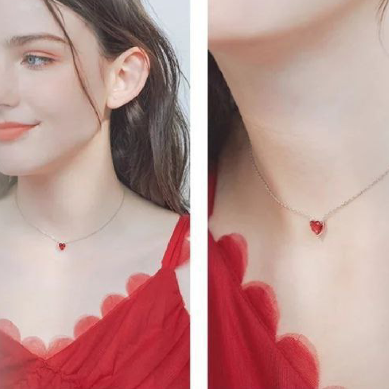 Agate red heart necklace